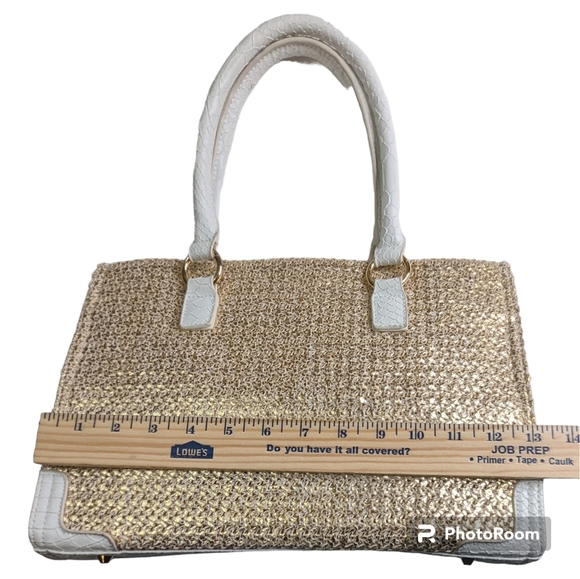 BEBE Handbag White Faux Snake Skin & Gold Weave Interior Pockets Magnetic - Picture 12 of 16